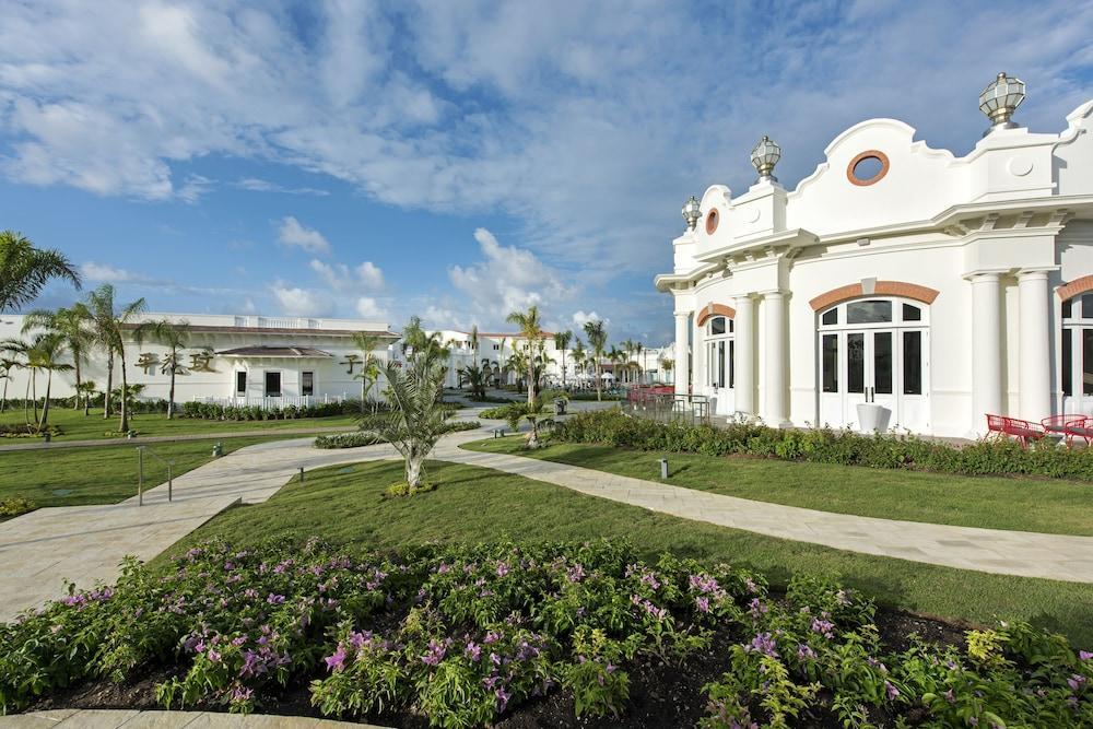 Azul Beach Resort Punta Cana, All Inclusive By Karisma Luaran gambar